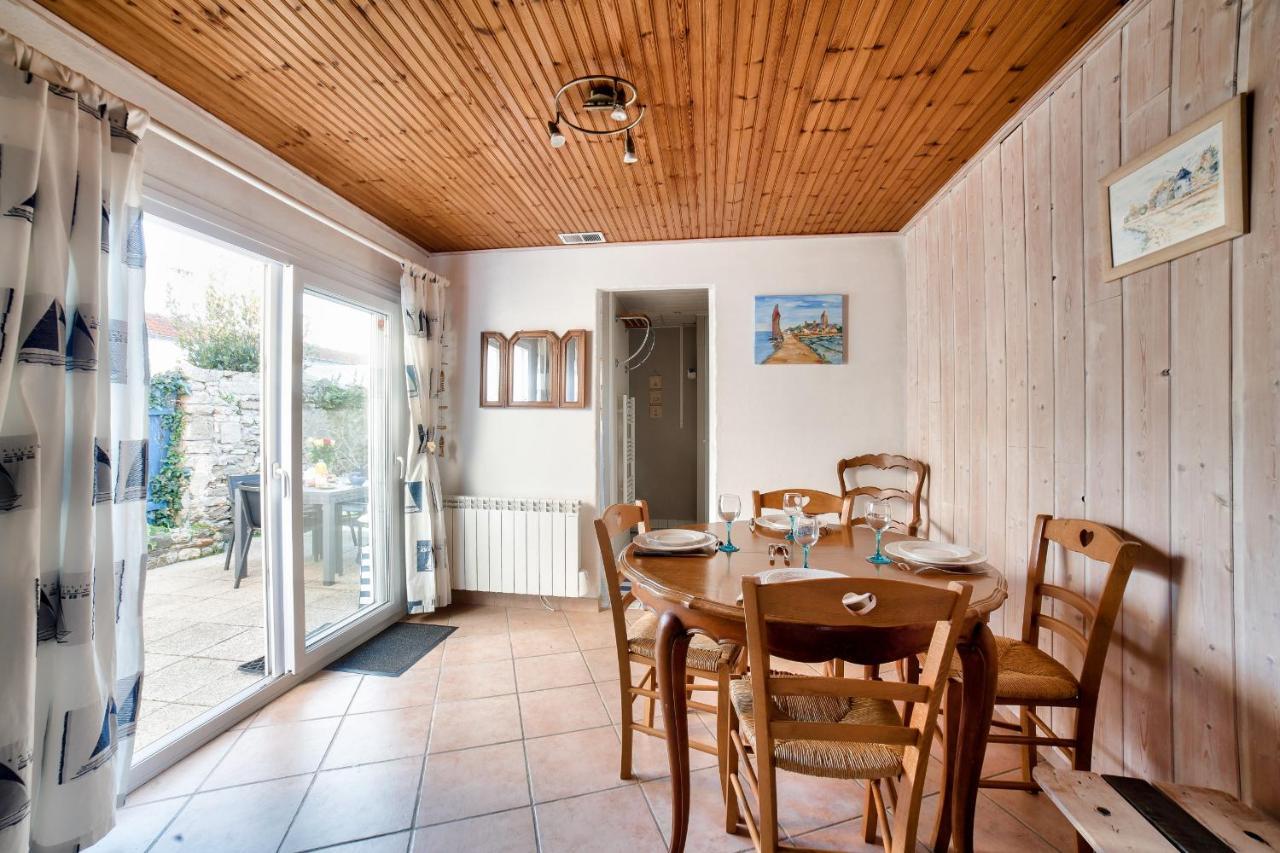 Jolie Maison Avec Cour Pour 5 Personnes Noirmoutier-en-l'Ile Exterior foto